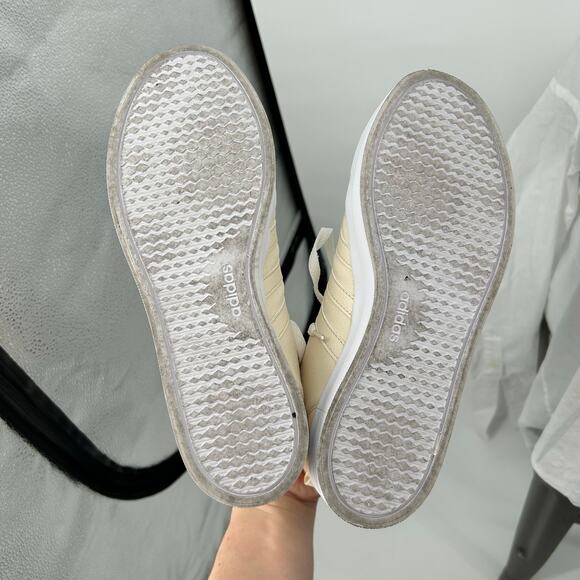 Womens Yellow White Adidas Bravada Mid Cloudfoam Skateboard Sneakers 8.5M GY5042 - Picture 7 of 8